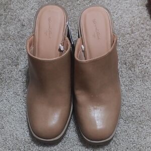 Universal Thread Brown Heel Shoes